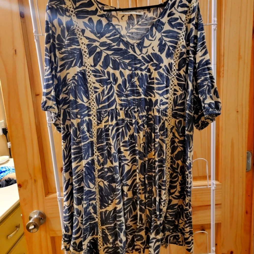 Ladies top by Rustydusty size 3x